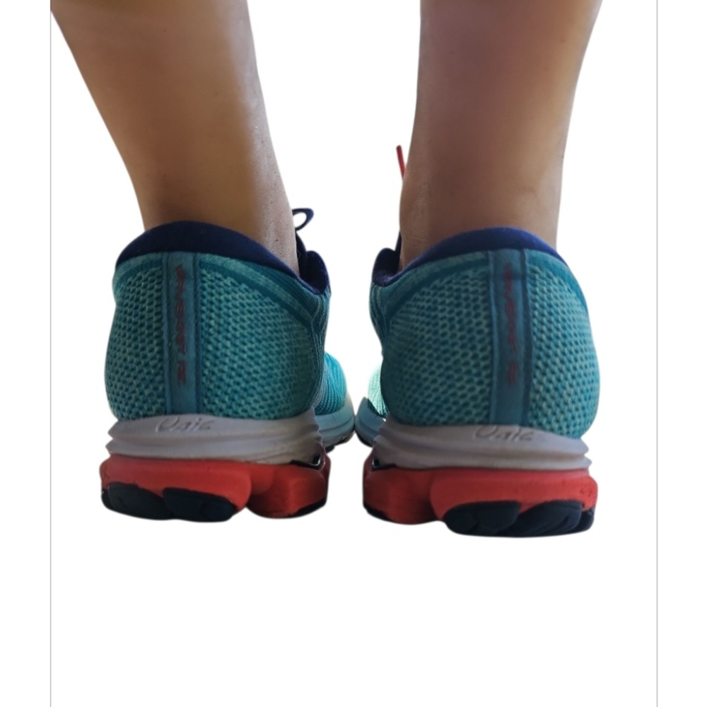 Mizuno Women's Blue Running Shoes - Picture 3 of 8